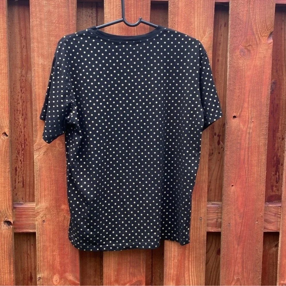 Gucci Men's Tee in Black with Gold Accents XL